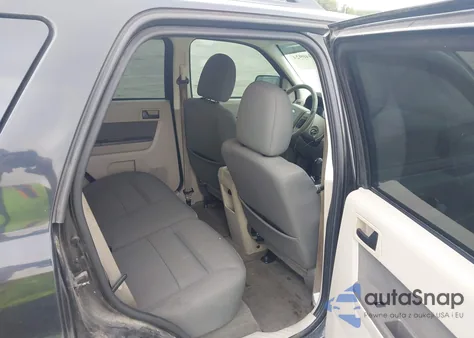 2009 Ford Escape Xlt from USA, damaged, VIN 1FMCU93G69KC50211